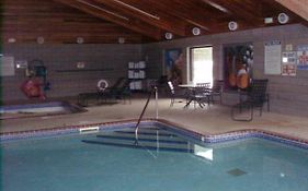 Ovesons Pelican Lake Resort 3*